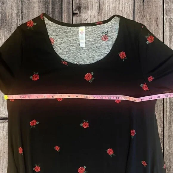 LuLaRoe Carly Simply Comfortable Perfect T Oversized Short Sleeve Floral Shirt S - Picture 8 of 10
